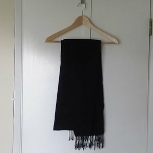 H&M Large Warm Knit Scarf Black NWOT